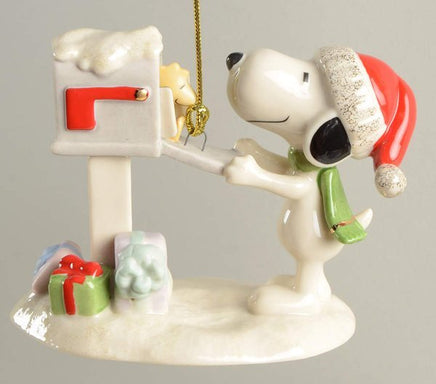 Lenox Snoopy's Letter To Santa Fine China Ornament With 24K Gold Accents - snoopn4pnuts.com