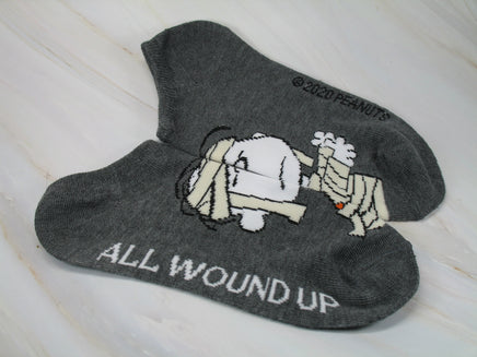 Linus Matching No Show Halloween Socks - All Wound Up - snoopn4pnuts.com