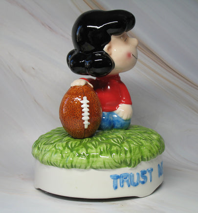 1990 Lucy Musical Figurine - Trust Me - snoopn4pnuts.com