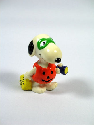 Snoopy Trick Or Treat Pvc