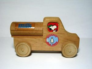 Snoopy Wooden Milk Truck