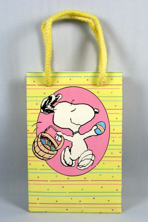Snoopy Vintage Small Easter Gift Bag - snoopn4pnuts.com