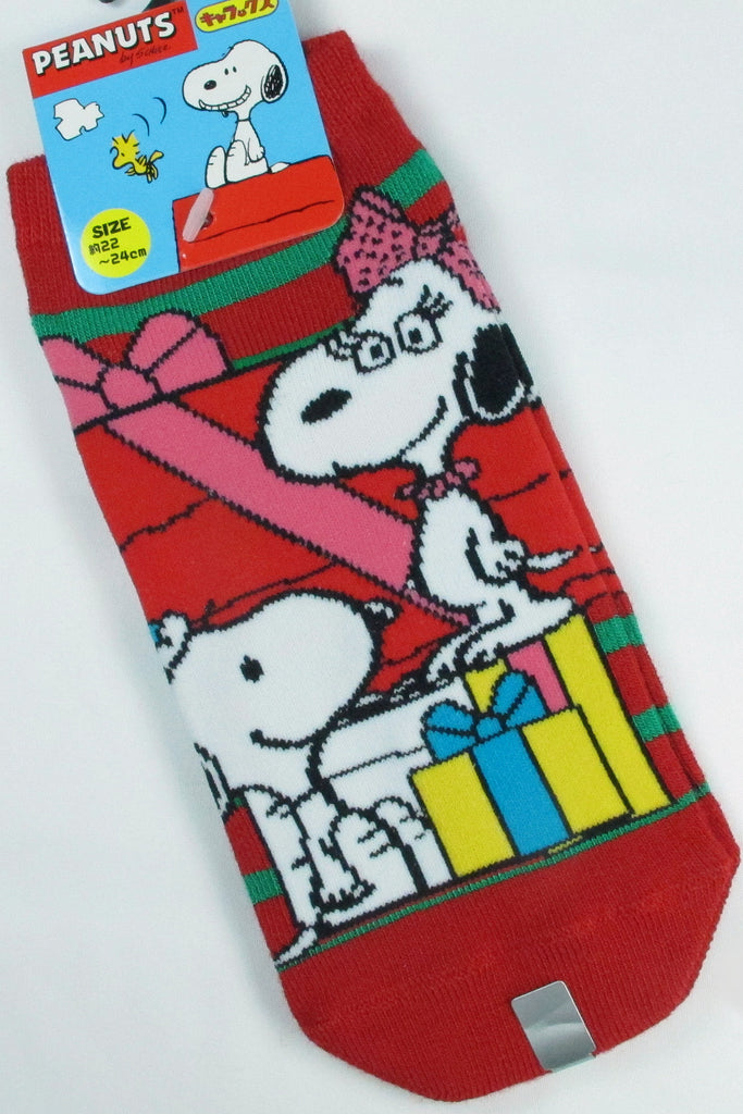 Snoopy and Belle No Show Socks - Gifts