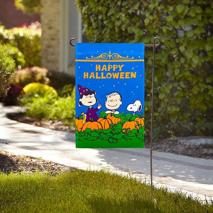 NON - VINTAGE FLAG - HAPPY HALLOWEEN - snoopn4pnuts.com
