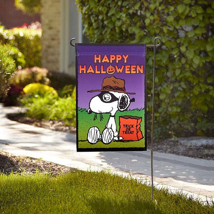NON - VINTAGE FLAG - HAPPY HALLOWEEN WITH SPIKE - snoopn4pnuts.com
