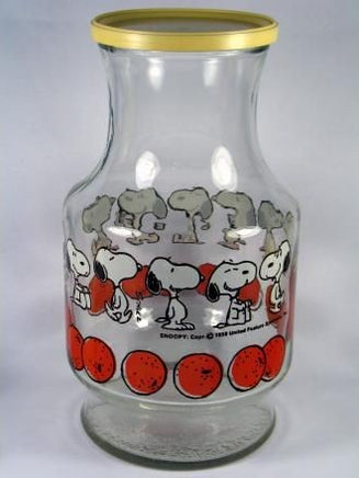 Snoopy Vintage Glass Juice Chiller With Lid (Lid Discolored)