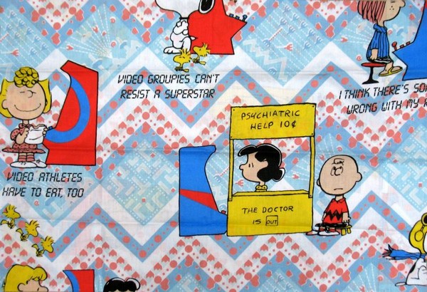 Vintage Peanuts Gang Pillow Case - Video Games