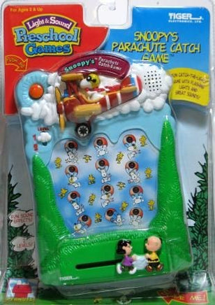 Snoopy's Parachute Catch Game