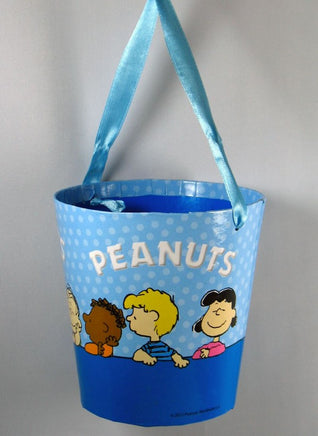 Party Pail - Peanuts Gang
