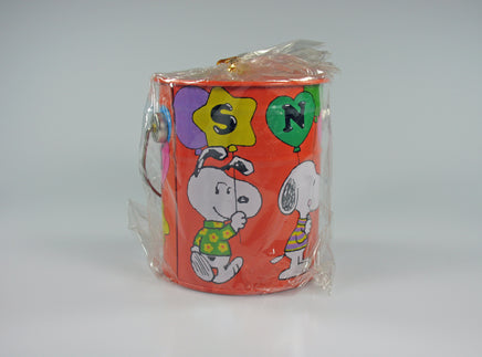 SNOOPY PAINT CAN TIN Bank - Snoopy Personas - snoopn4pnuts.com