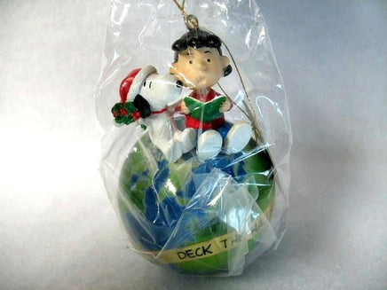 Adler Lucy And Snoopy On Earth Ornament