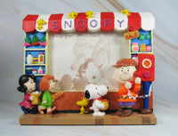 Peanuts Imported 2-D Picture Frame - RARE!