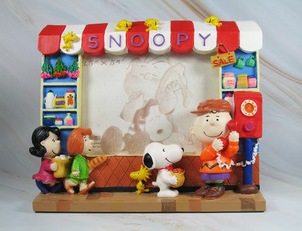 Peanuts Imported 2 - D Picture Frame - RARE! - snoopn4pnuts.com