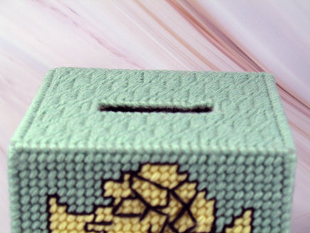 Peanuts Gang Tissue Box Cover (Handcrafted) - snoopn4pnuts.com