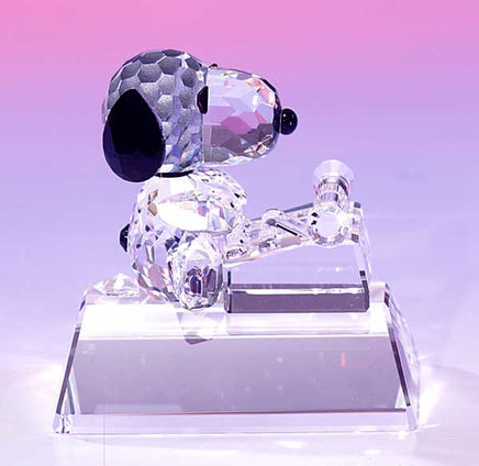 Crystal World Peanuts Figurine: Typing Snoopy - snoopn4pnuts.com