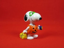 Snoopy Trick Or Treat Pvc
