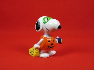 Snoopy Trick Or Treat Pvc