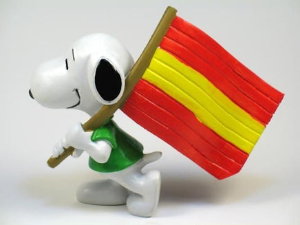 Snoopy Carrying Red And Yellow Flag Pvc