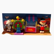 Peanuts Gang Pvc Carnival Play Set