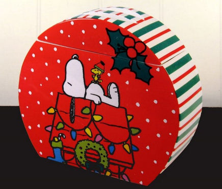 Snoopy Cookie Jar / Snack Jar - Snowy Christmas