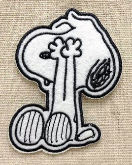 SHY SNOOPY EMBROIDERED PATCH - snoopn4pnuts.com