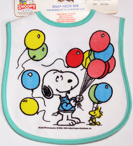 Snoopy Balloons Snap Neck Bib - snoopn4pnuts.com