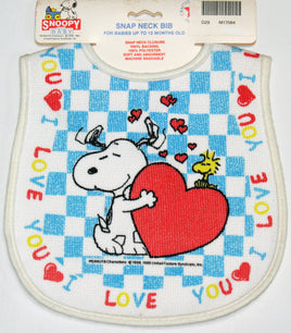 Snoopy Love Snap Neck Bib - snoopn4pnuts.com