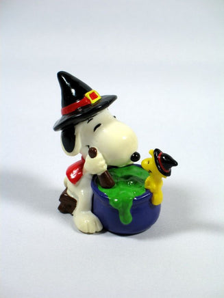 Snoopy At Cauldron Pvc (Discolored)