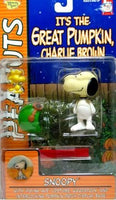 Snoopy and Woodstock Halloween Memory Lane  - Snoopy's Head Discolored/Manufacturer's Flaw