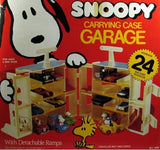 Snoopy Carrying Case Garage For Small Diecast Cars