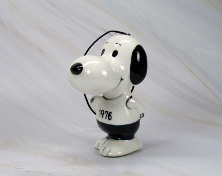 1976 Snoopy Runner / Jogger Christmas Ornament (NEW But Near Mint) - snoopn4pnuts.com