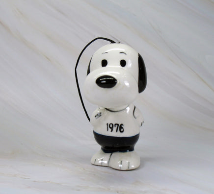 1976 Snoopy Runner / Jogger Christmas Ornament (NEW But Near Mint) - snoopn4pnuts.com