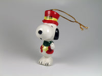 1988 Vintage Ceramic Christmas Ornament - Snoopy Caroler - snoopn4pnuts.com