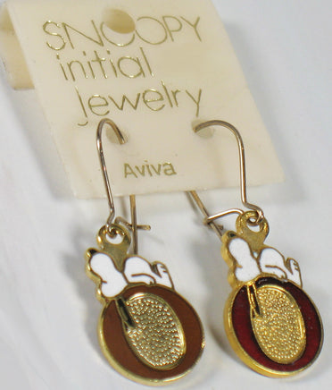 Snoopy Alphabet Cloisonne Latch Back Earrings - "O" (Mixed Colors: Gold and Red) - snoopn4pnuts.com