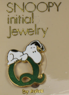 Snoopy Alphabet Cloisonne Pin - Green "Q" - snoopn4pnuts.com