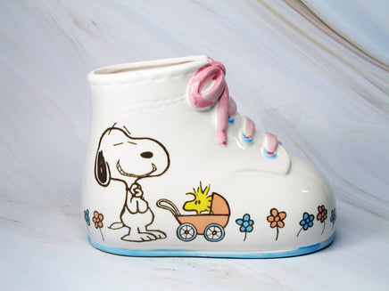 Snoopy Vintage Baby Shoe Planter - Pink - snoopn4pnuts.com