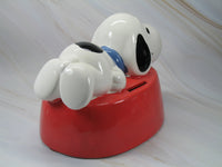 Snoopy On Base (Dog Dish?) Bank - snoopn4pnuts.com