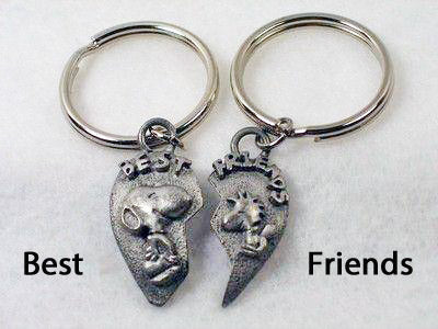 "Best Friends" 2-D Pewter Key Ring Set