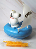 1975 Snoopy Vintage Electric (Battery-Operated) Comb and Brush Set - RARE!