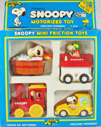 Snoopy Vintage 4 - Piece Motorized Toy Set - snoopn4pnuts.com