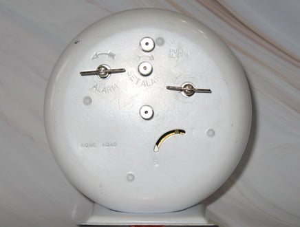 Snoopy Vintage Wind - Up Alarm Clock - Catching Butterflies - snoopn4pnuts.com