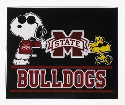 Snoopy College Football Indoor/Outdoor Waterproof Vinyl Decal - Mississippi State Bulldogs - snoopn4pnuts.com