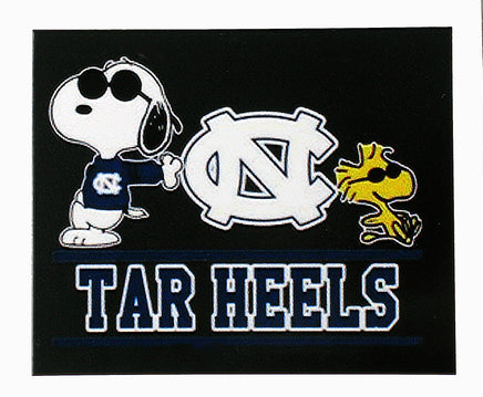 Snoopy College Football Indoor/Outdoor Waterproof Vinyl Decal - North Carolina Tar Heels - snoopn4pnuts.com