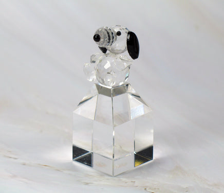 Silver Deer Vintage Crystal Snoopy Figurine On Pillar - RARE! - snoopn4pnuts.com