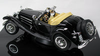 Silver Deer Crystal Snoopy Driving Diecast Mercedes Roadster In Display Case - snoopn4pnuts.com
