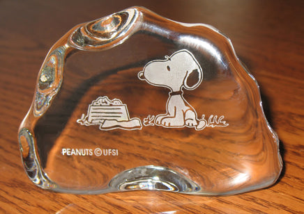Snoopy Cut Glass With Etched Images - Stunning! - snoopn4pnuts.com