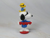 Danbury Mint Peanuts Valentine's Day Figure - Snoopy - snoopn4pnuts.com