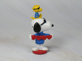 Danbury Mint Peanuts Valentine's Day Figure - Snoopy - snoopn4pnuts.com
