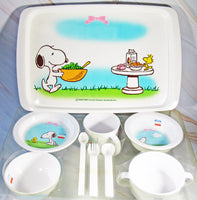 Snoopy Vintage 9 - Piece Melamine Infant and Toddler Dining Set With Serving Tray - A Great Gift! - snoopn4pnuts.com