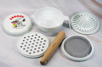 Snoopy 10 - Piece Melamine Infant and Toddler Food Prep Set - A Great Gift! - snoopn4pnuts.com